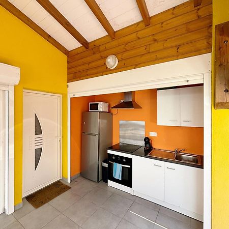 Bung'Hello Village, Piscine Et Parking Gratuit Trois-Rivières Dış mekan fotoğraf