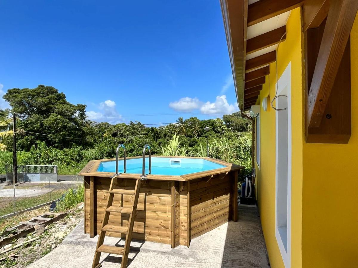 Bung'Hello Village, Piscine Et Parking Gratuit Trois-Rivières Dış mekan fotoğraf